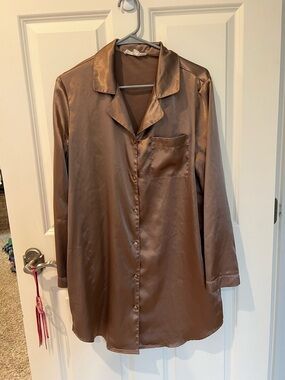 Satin Button-Up Sleep Shirt in Shimmery Brown